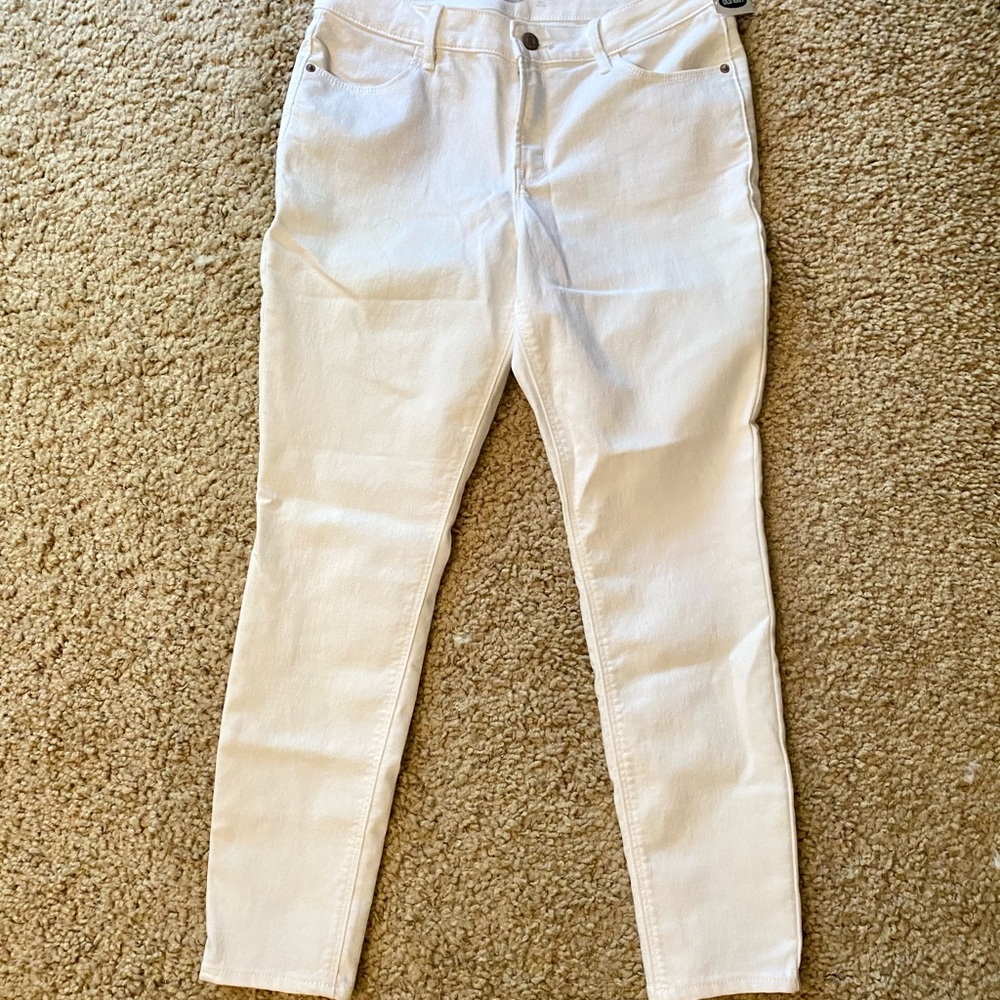 Old Navy Women’s Supper Skinny Ankle White Jeans
